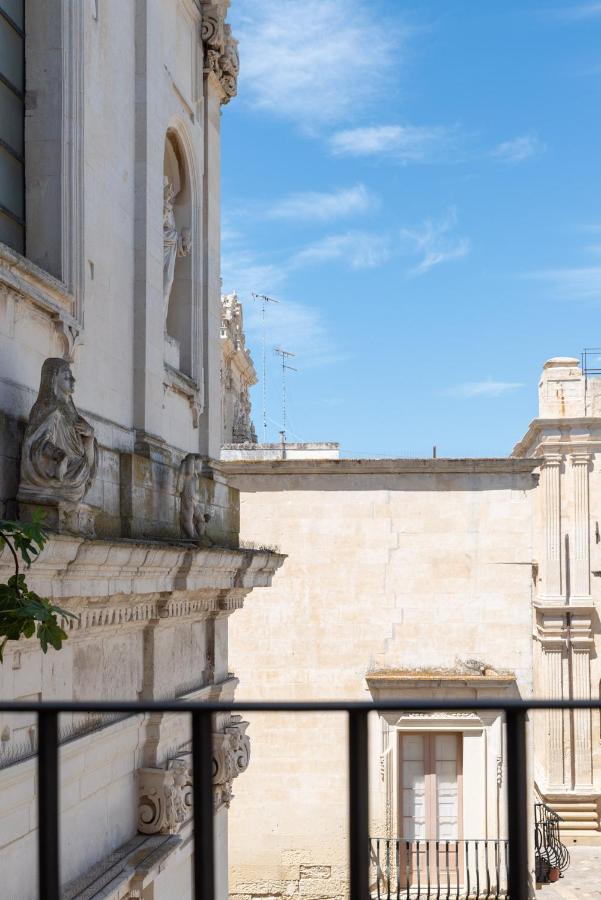 Palazzo Charlie Bed and Breakfast Lecce Buitenkant foto